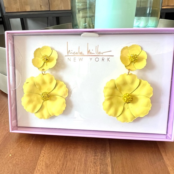 Nicole Miller Jewelry - Nicole Miller Yellow Flower Earrings